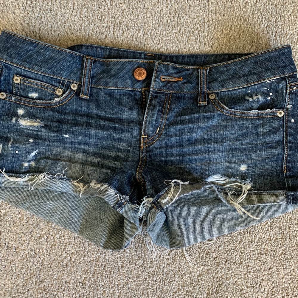 American Eagle distressed denim shorts